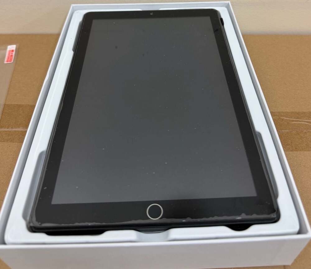 Android 10.1-inch Tablet Computer with Stylus - Picture 2 of 5